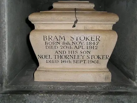 A light-brown urn which contains Stoker's ashes in Golders Green Crematorium